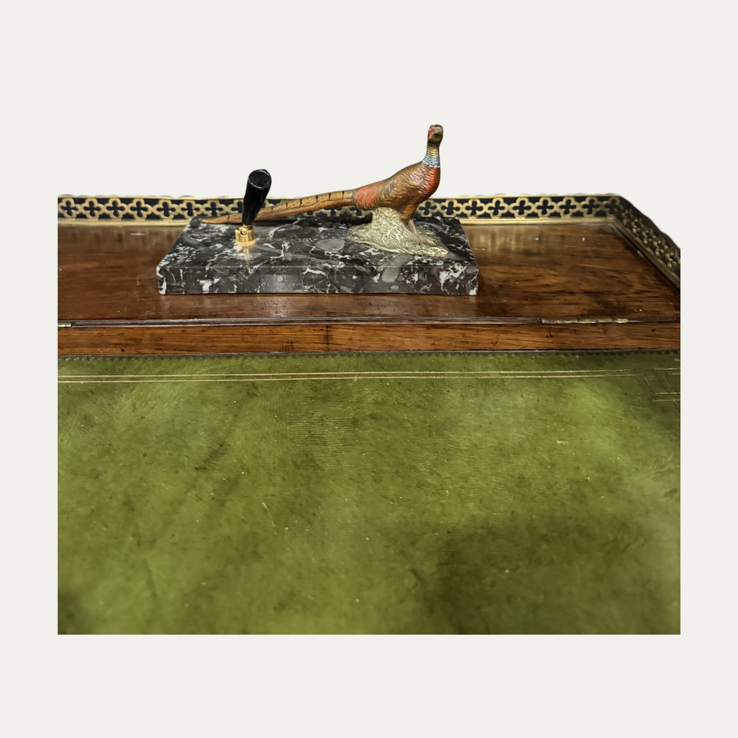 Daven Port Desk