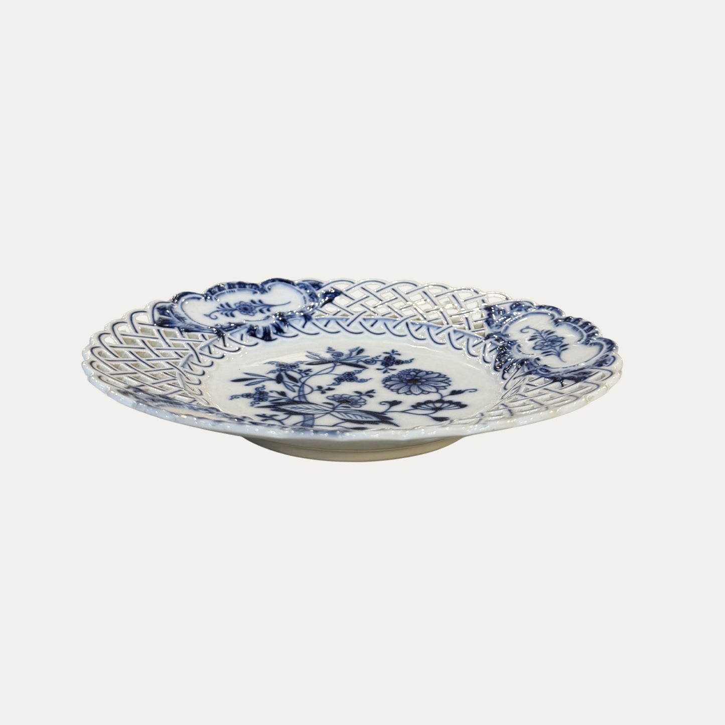 Vintage Meissen Blue Onion Porcelain Plate