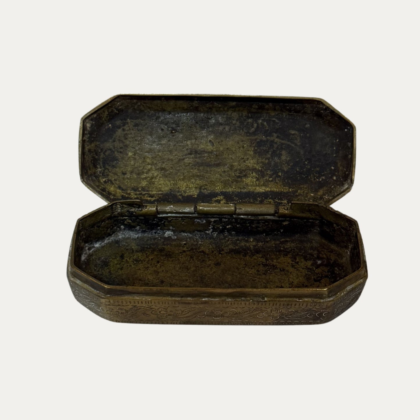 Antique 18th Century Southern Indian Snuff Box
