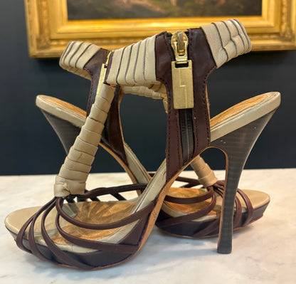 Vintage LAMB Tan/Brown Heels (Size 9).