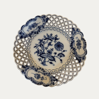 Vintage Meissen Blue Onion Porcelain Plate