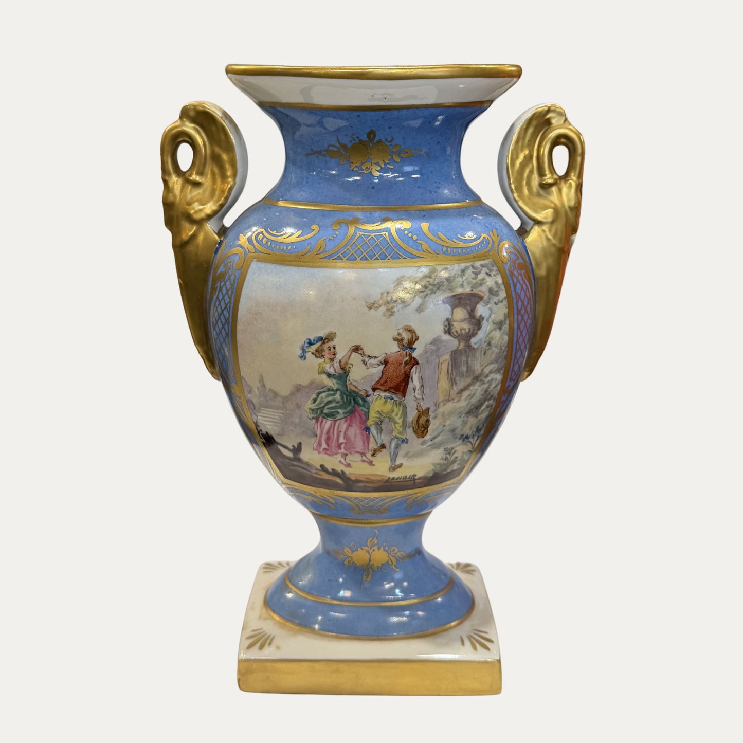 Le Tallee Early 19th Century French Porcelain Urn