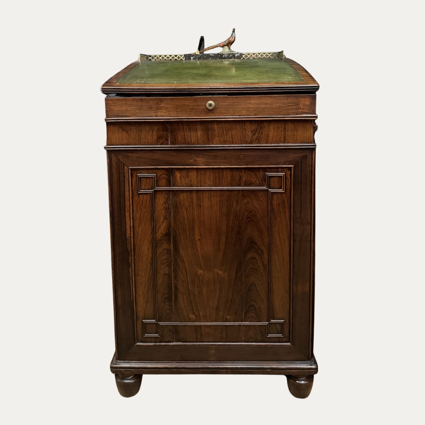 Daven Port Desk