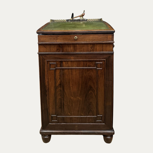 Daven Port Desk