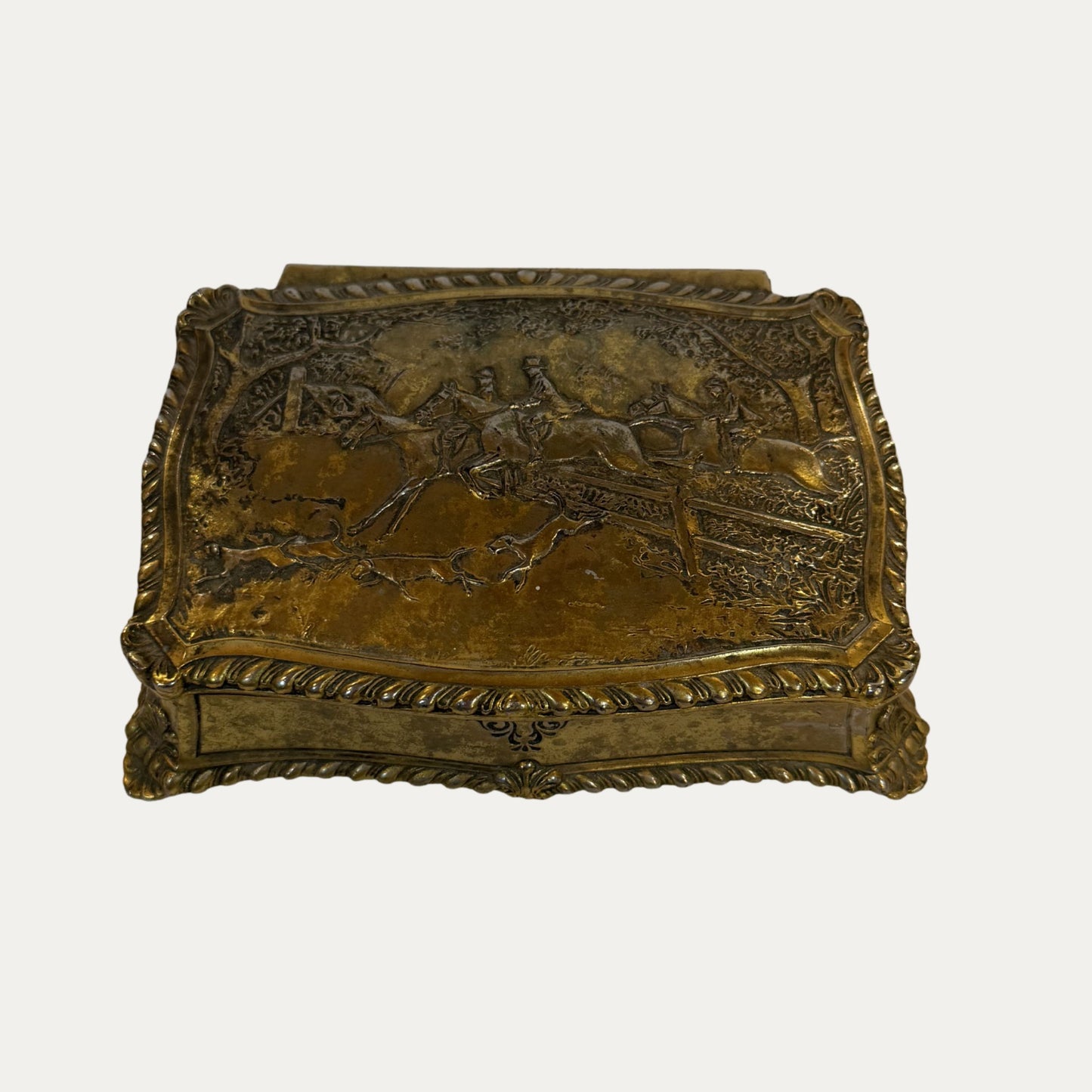 Glass/Brass Fox Hunting Ladies Compact