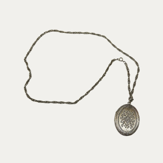 Vintage Engraved Picture Locket