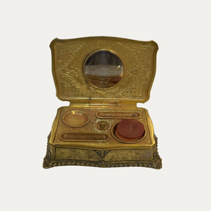 Glass/Brass Fox Hunting Ladies Compact