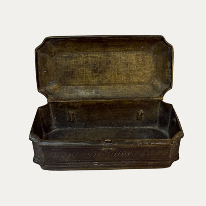 Antique 19th Century Southern Indian Snuff Box
