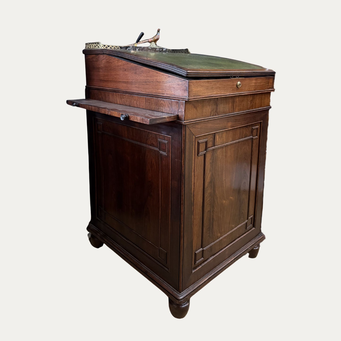Daven Port Desk