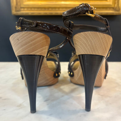 Rare Louis Vuitton Early 2000s Monogram Bow Heels (Size 9)