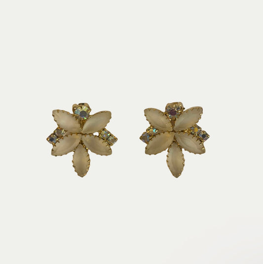 Vintage Gold Flower Clip Earrings