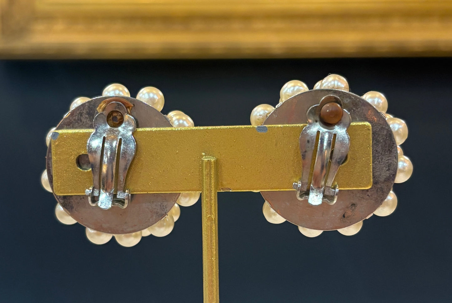 Vintage 1950s Pearl Wheel Clip On Earrings