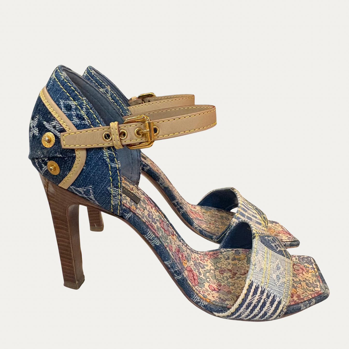 Louis Vuitton Early 2000s Denim Collection Stilletos (Size 9)
