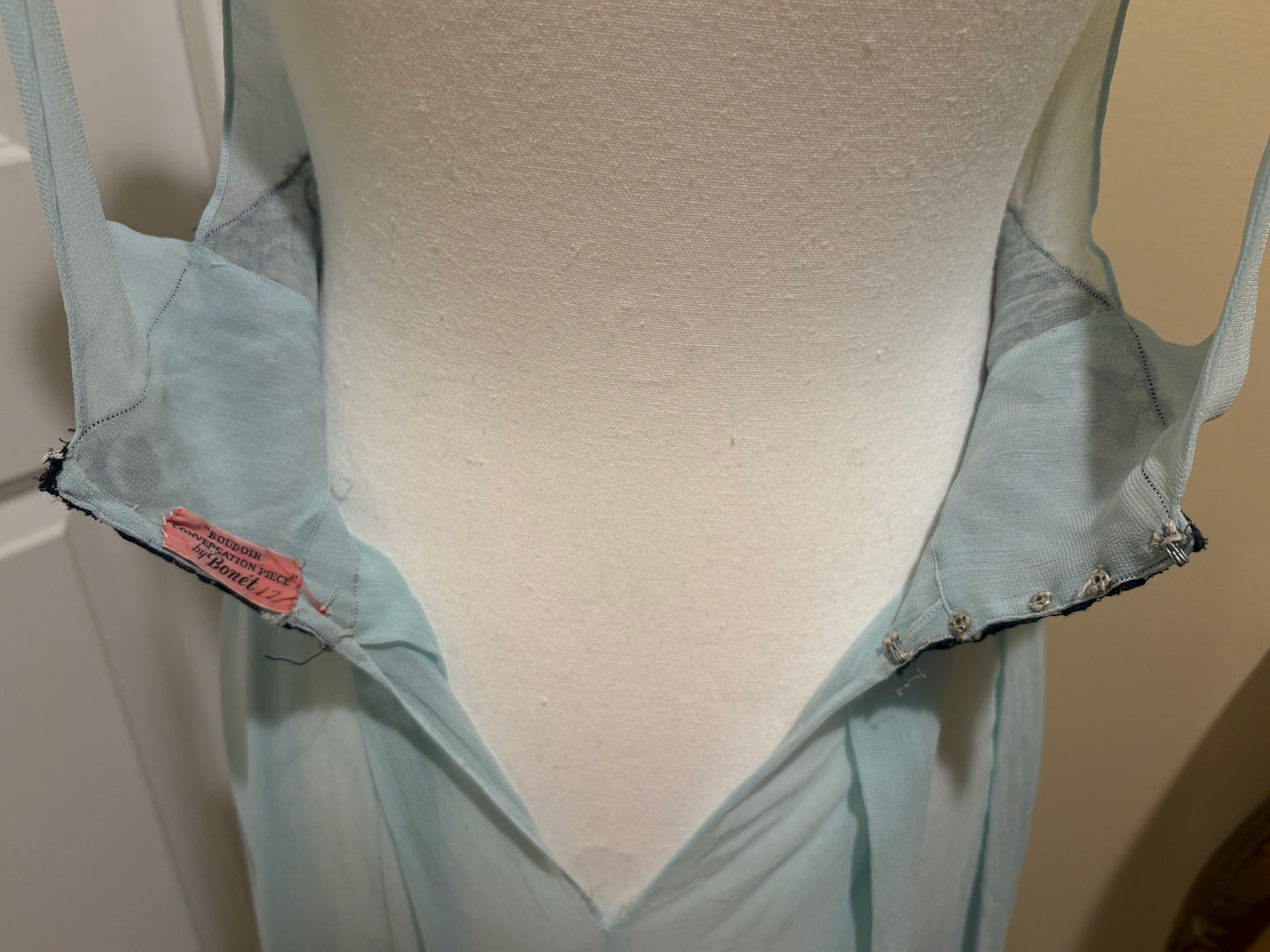 Vintage 1980s Silk Chiffon Nightgown and Robe Set (Size XS)
