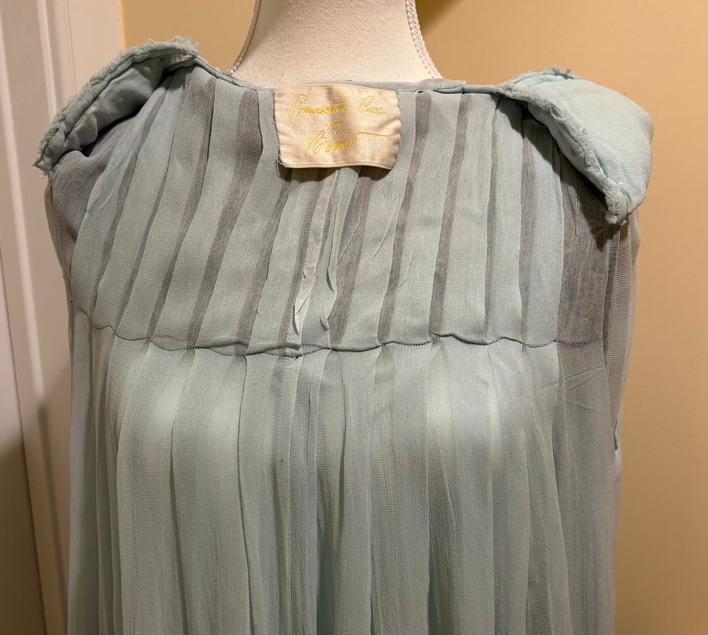 Vintage 1980s Silk Chiffon Nightgown and Robe Set (Size XS)