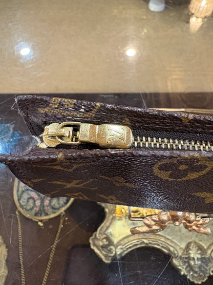 Louis Vuitton Monogram Pouchette