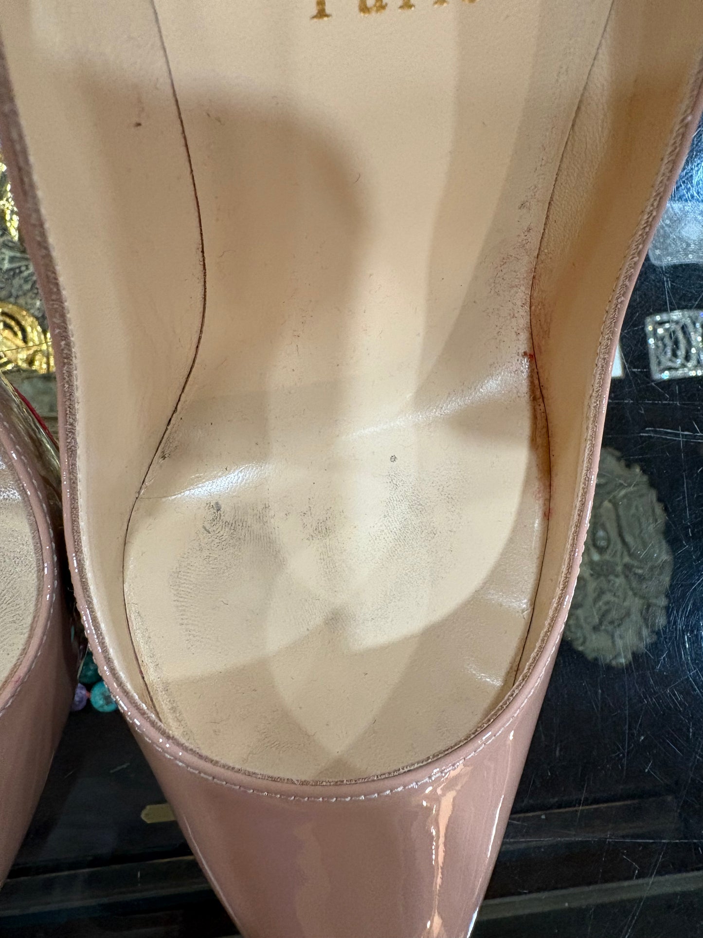 Christian Louboutin Nude So Kate Patent Leather Heels (Size 40)