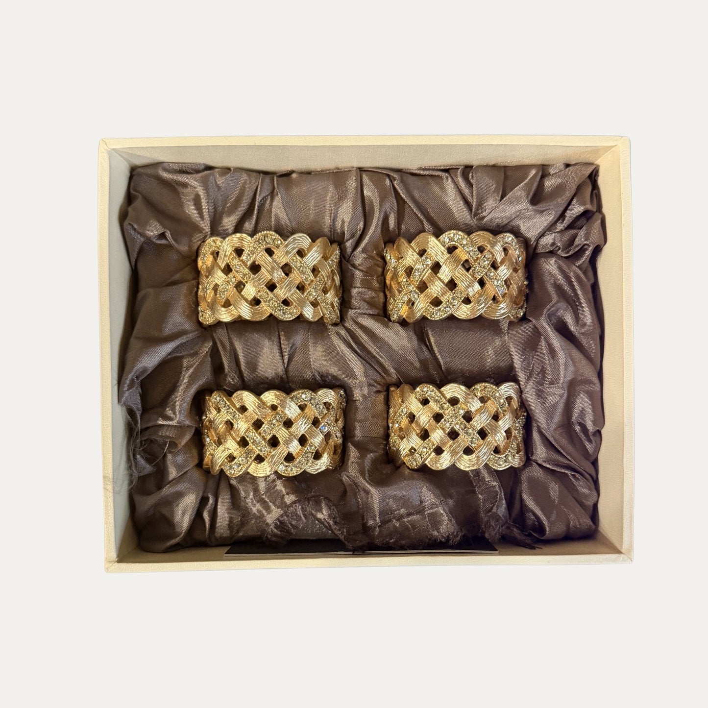 L' object Set of Four (4) Napkin Rings
